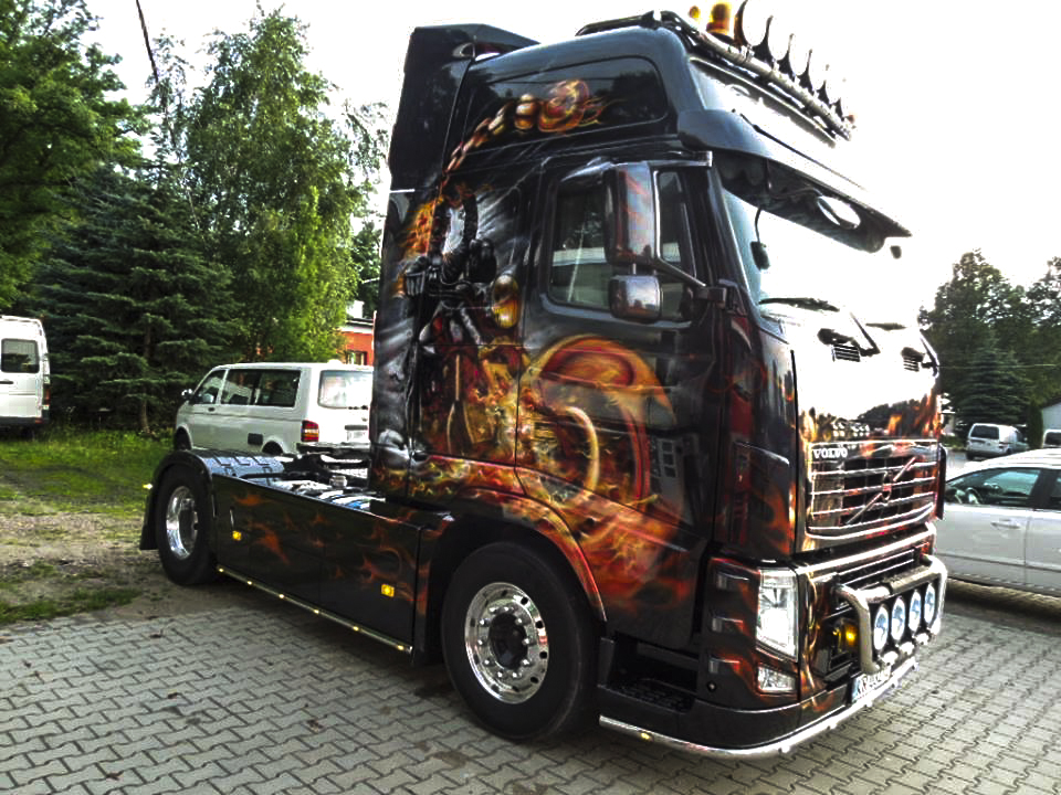 airbrush art on trucks